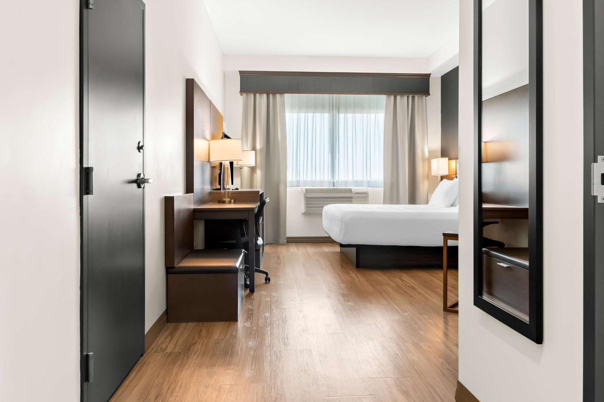 Best Western Plus Morden Exterior foto