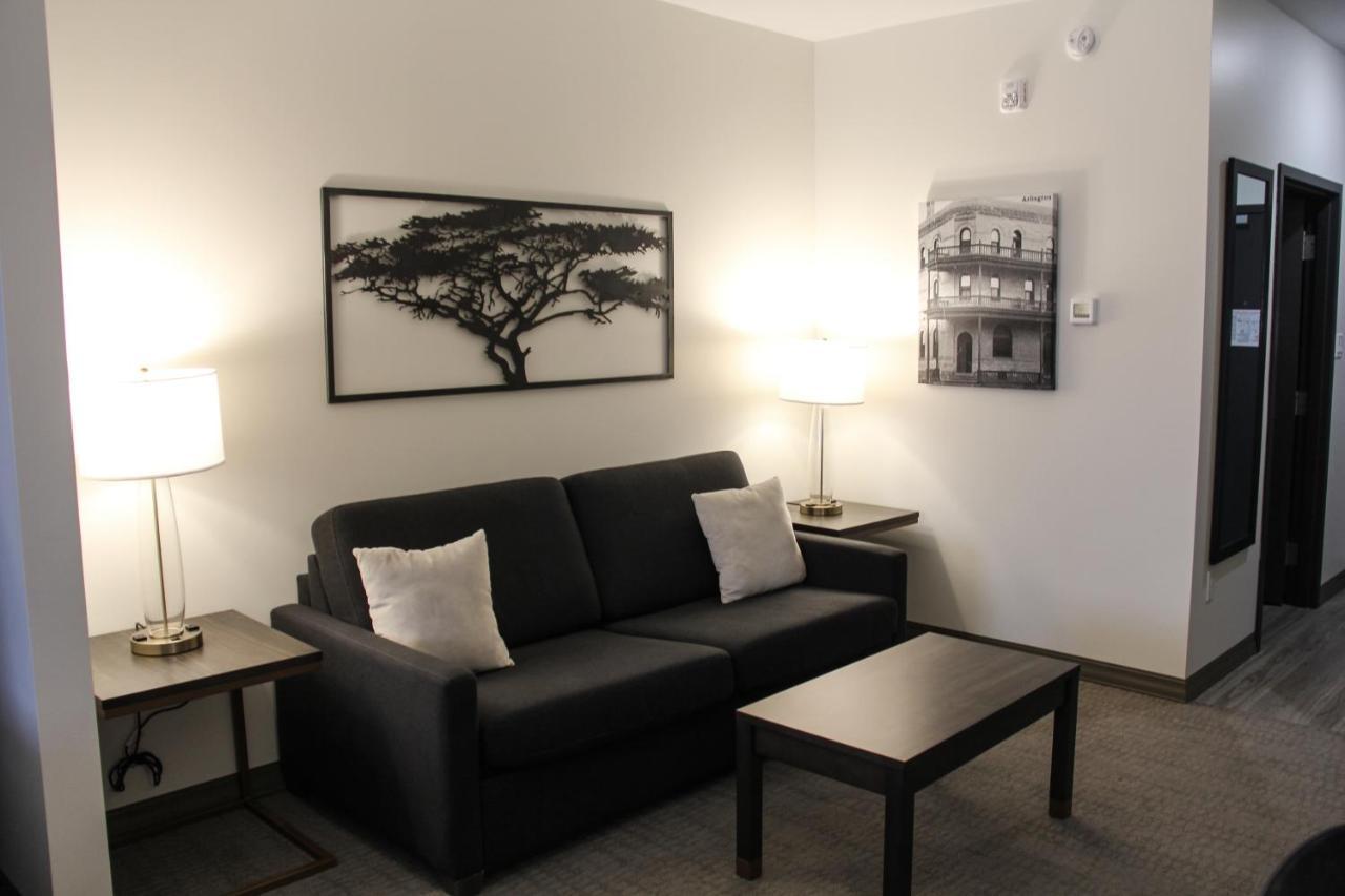 Best Western Plus Morden Exterior foto
